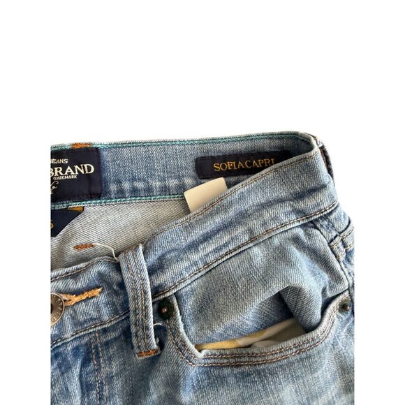 LUCKY BRAND Light Wash Distressed Sofia Crop Jeans Size 2 / 26 - Picture 3 of 8